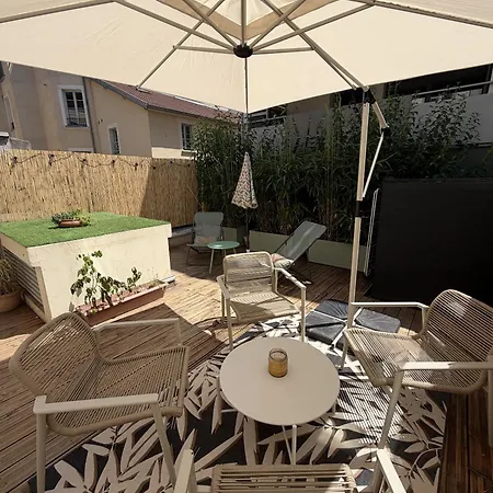 Le Chouette Loft דירה